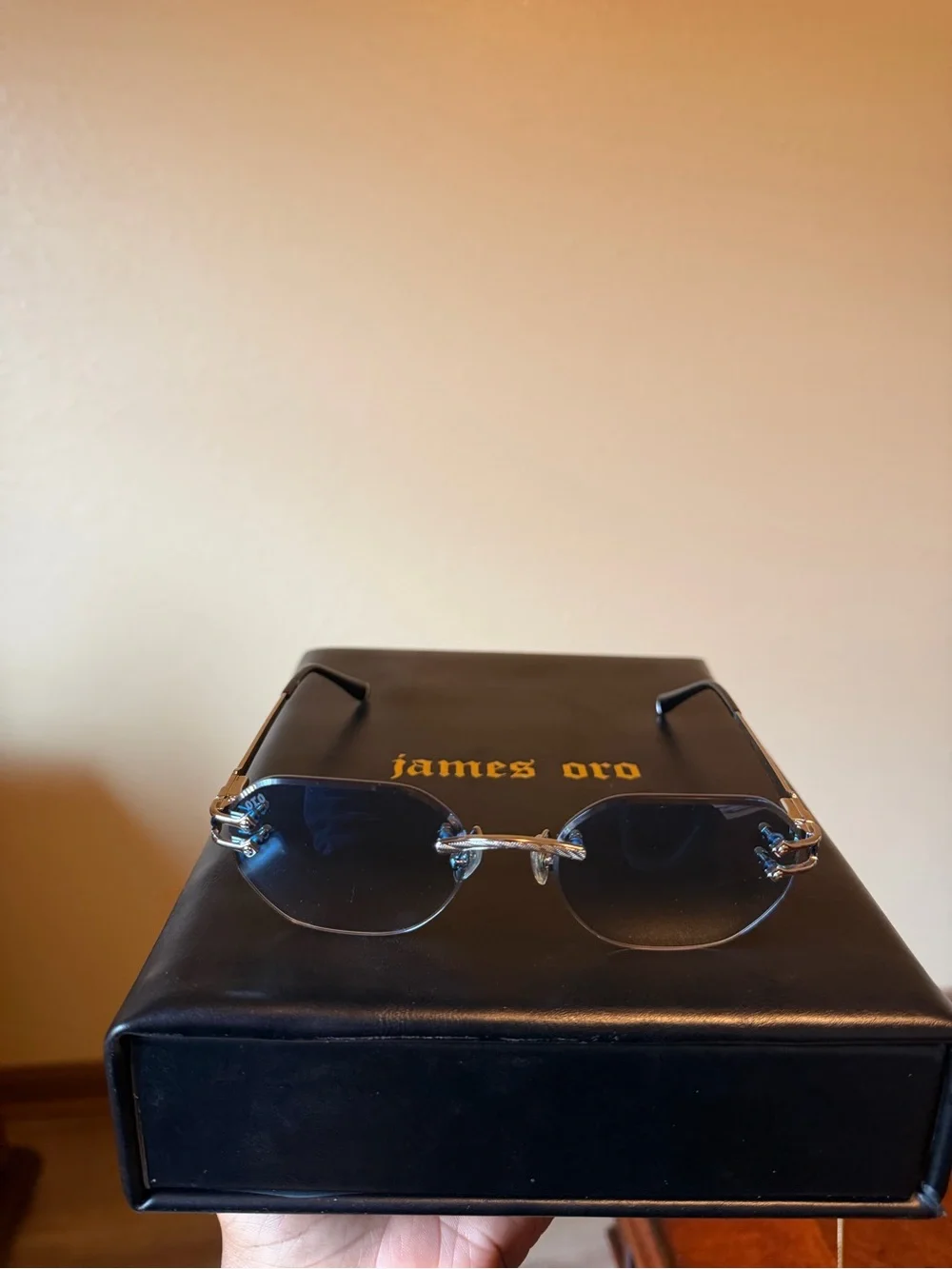 Rimless Men's Sunglasses Set - Gold Accents, Multi-Color Lenses